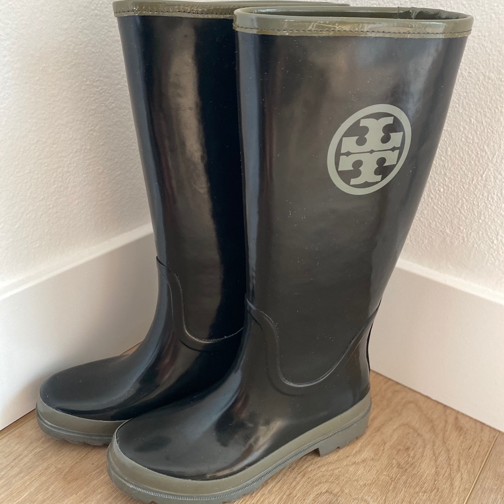 Tory Burch Rain Boots (size 7)